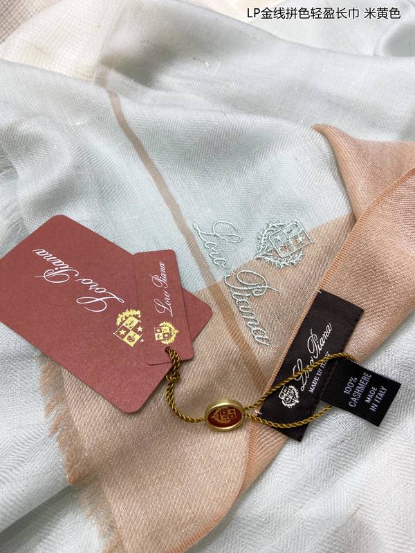 Loro Piana Scarf LPC00046 Loro Piana Scarf LPC00046